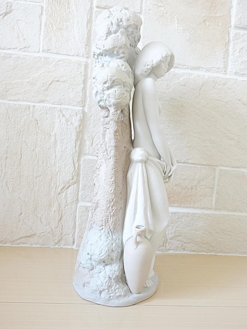 限定品 リヤドロ YOUTHFUL BEAUTY 若々しい美 510/5000