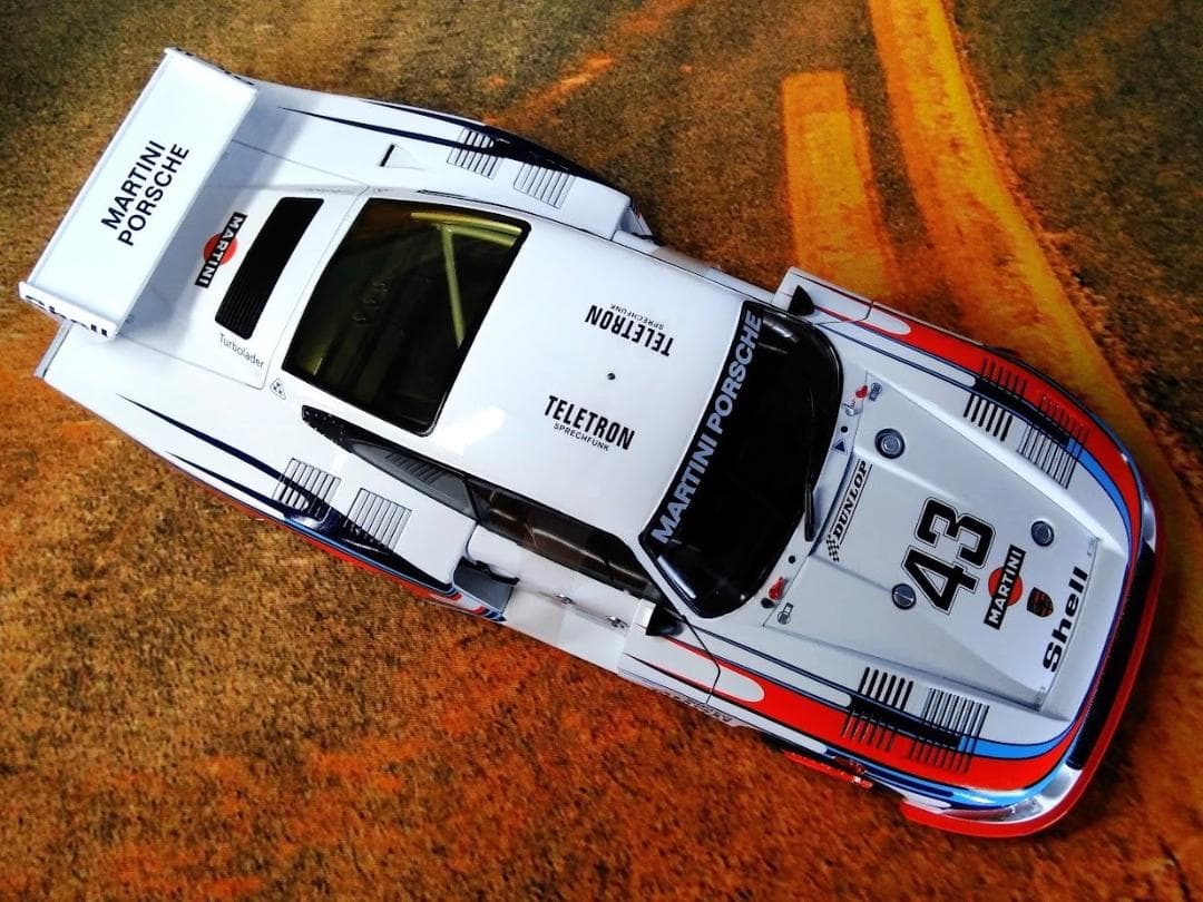 1/18 ソリド　ポルシェ 935 “MOBYDICK” ル・マン 1978