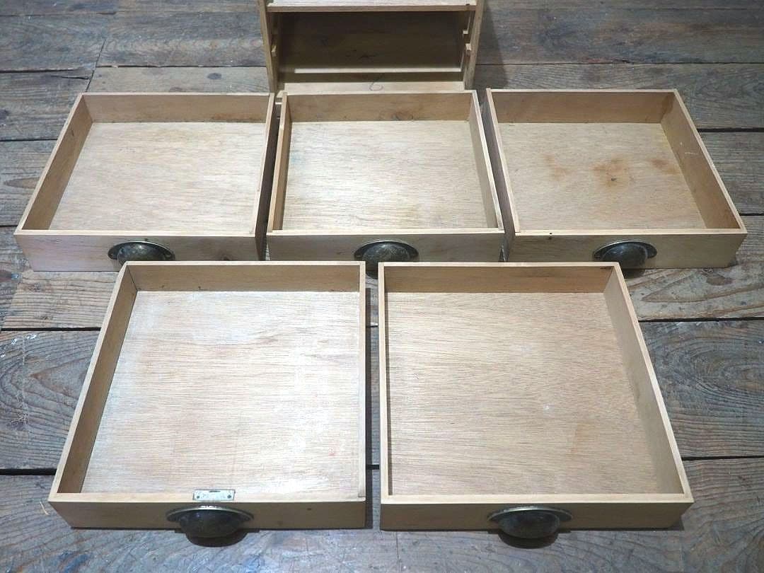 1371 レトロな小引き出し　収納棚　書類ケース　古家具　古道具　ヴィンテージ