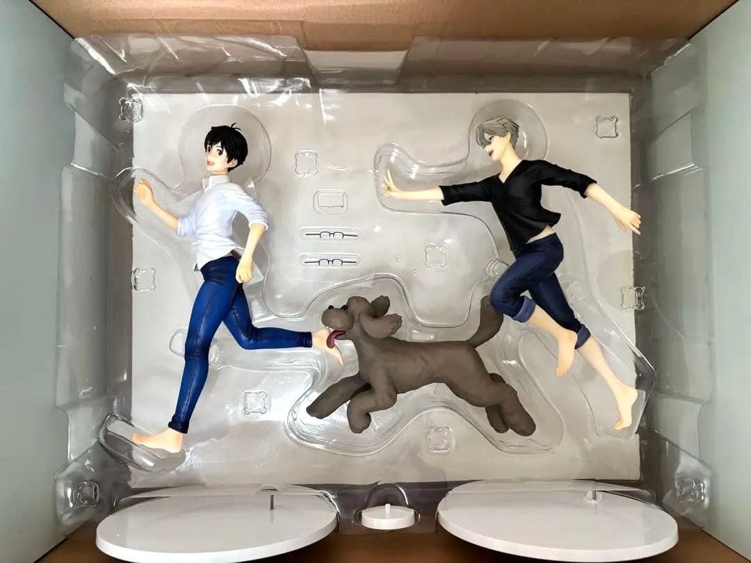 ユーリ!!! on ICE Premium BOX 購入特典付 勇利＆ヴィクトル - メルカリ