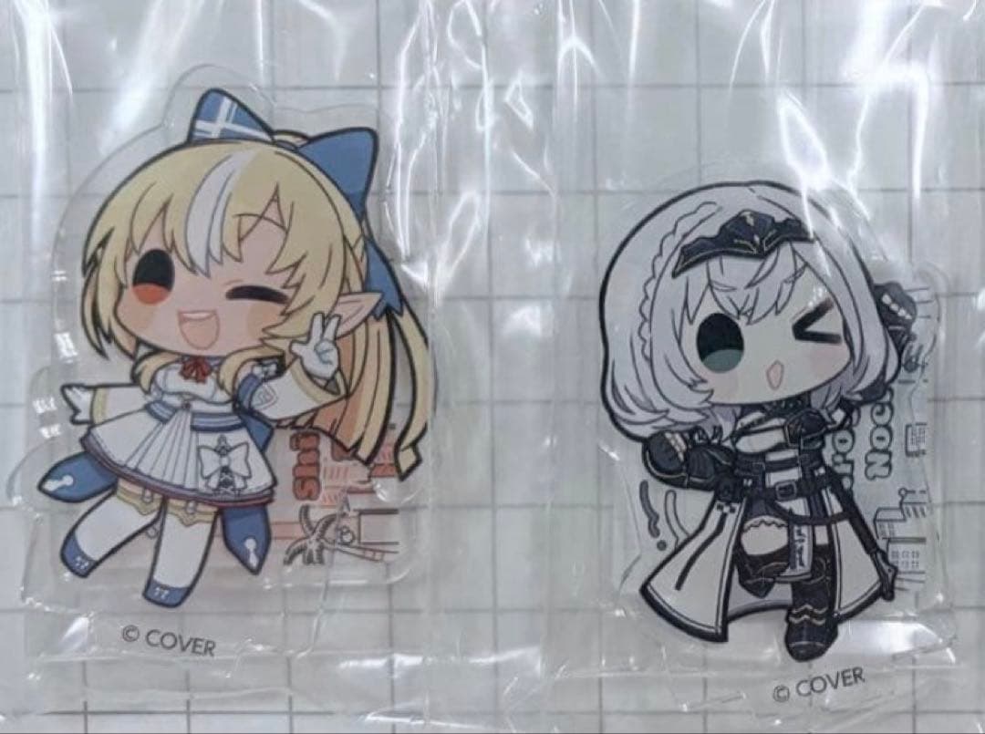 ホロライブ 兎田ぺこら 不知火フレア 白銀ノエル アクリルスタンド