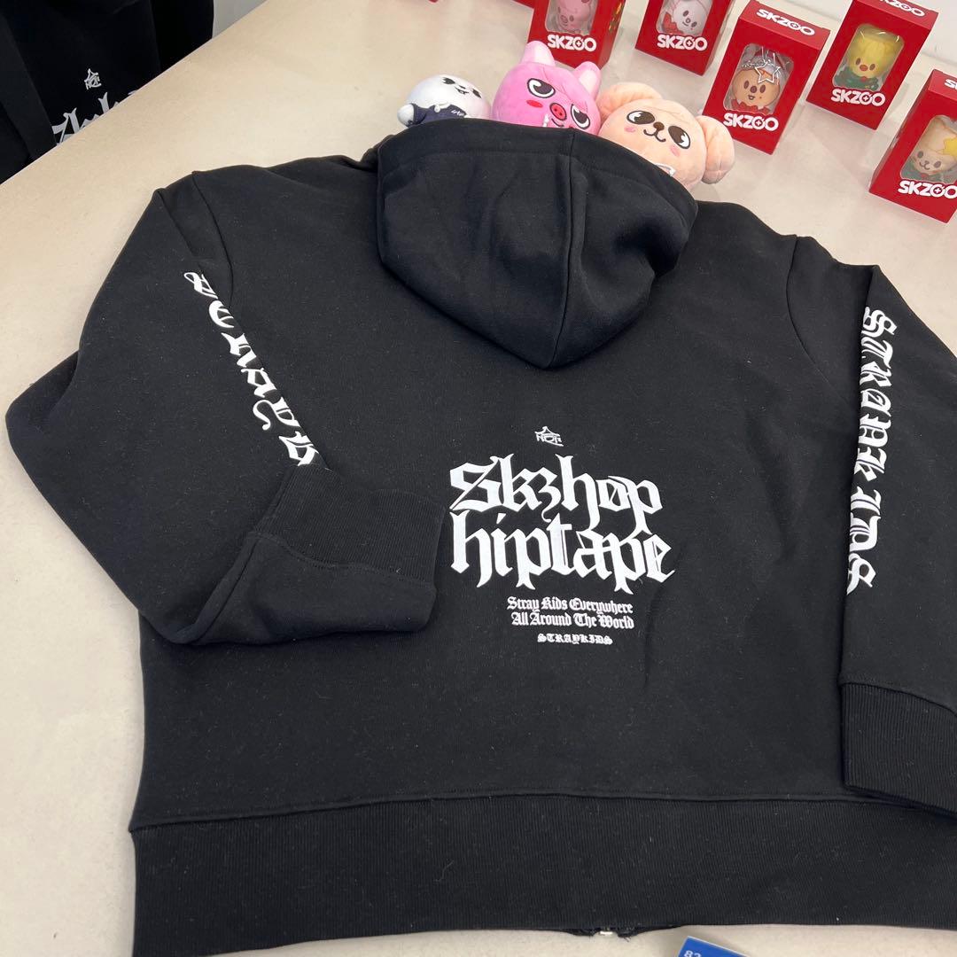 Stray Kids スキズ 合 HOP ポップアップ パーカー フーディ - メルカリ