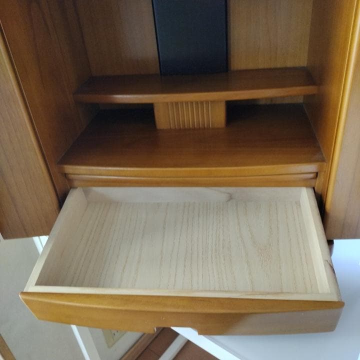 ほぼ新品 現代モダン仏壇 新宿セレモア