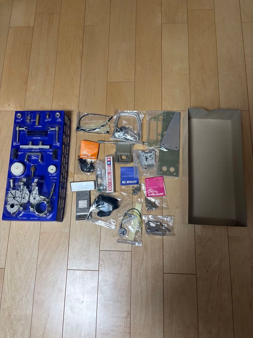 タミヤ1/10ラジコンキット　ファイティングバギー1984年