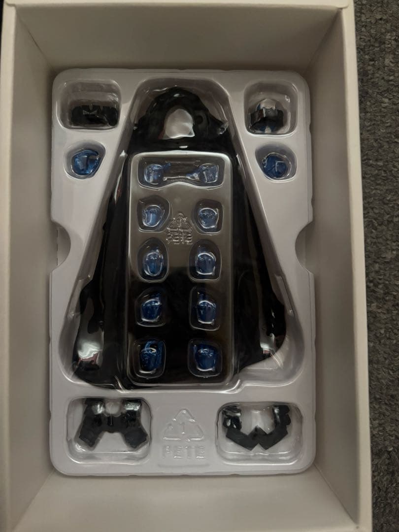 S.H.Figuarts (真骨彫製法) 仮面ライダーエターナル