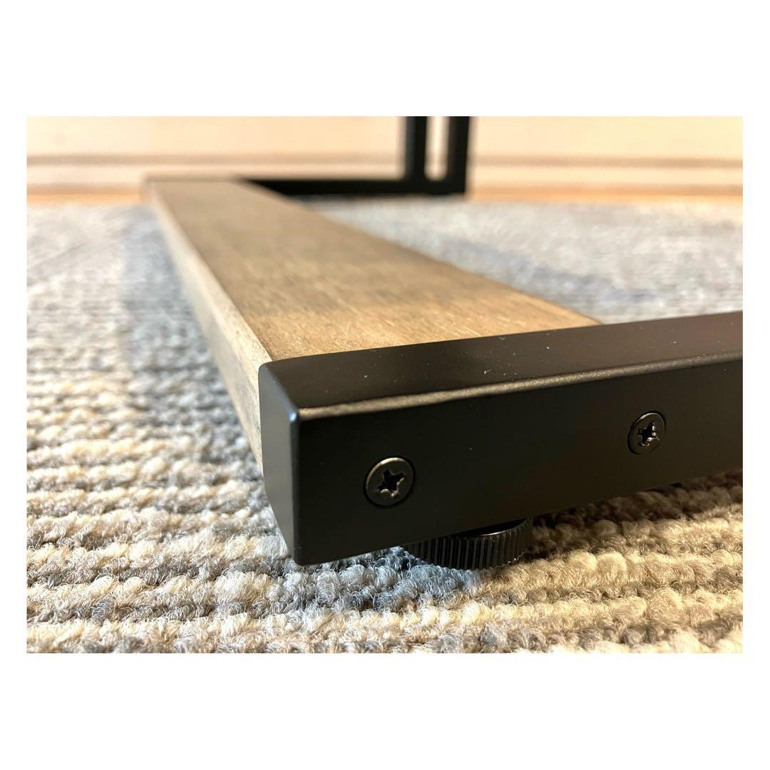 ベッドサイドテーブル / ナイトテーブル