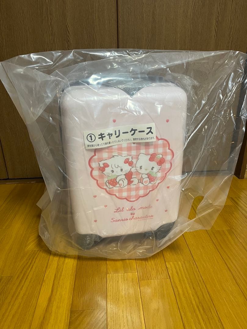 Lil ala mode×サンリオキャラクターズ 当りくじ キャリーケース - メルカリ