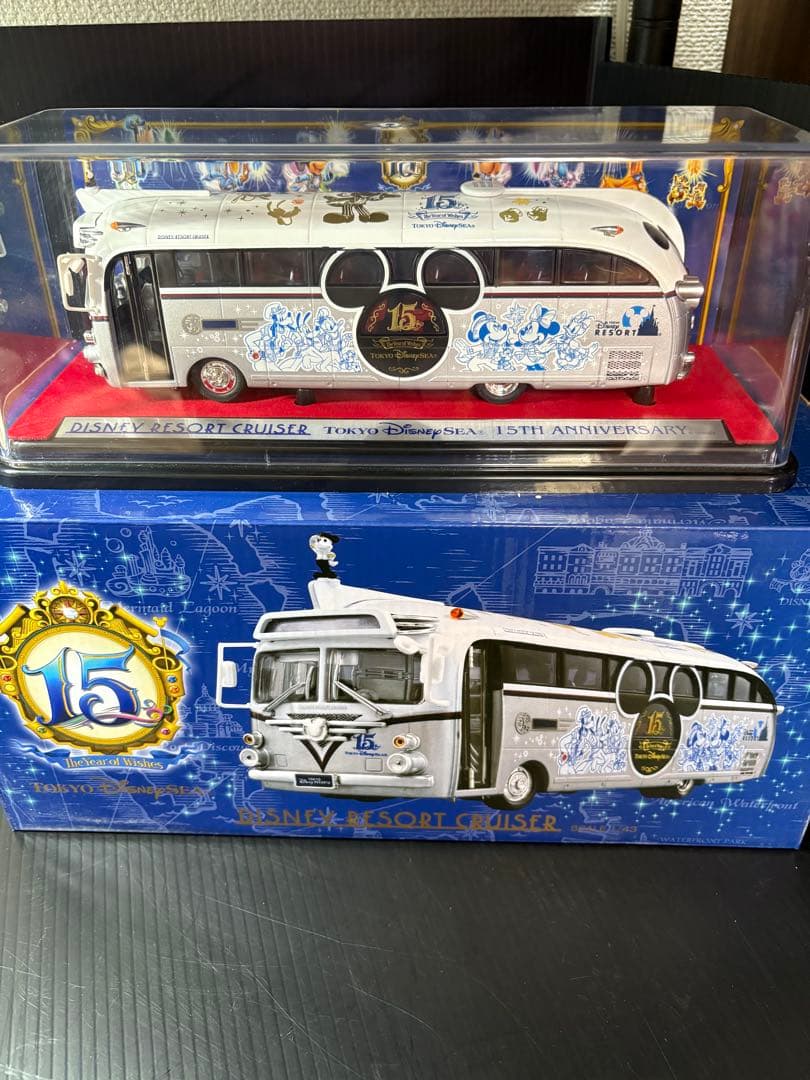 ディズニーリゾートクルーザー 15周年記念1/43