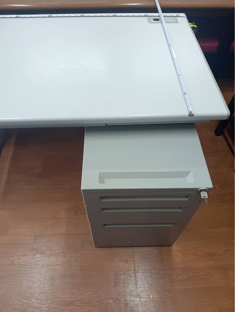 UCHIDAウチダ 片袖 オフィスデスク 内田洋行 事務机 ※お引取り限定