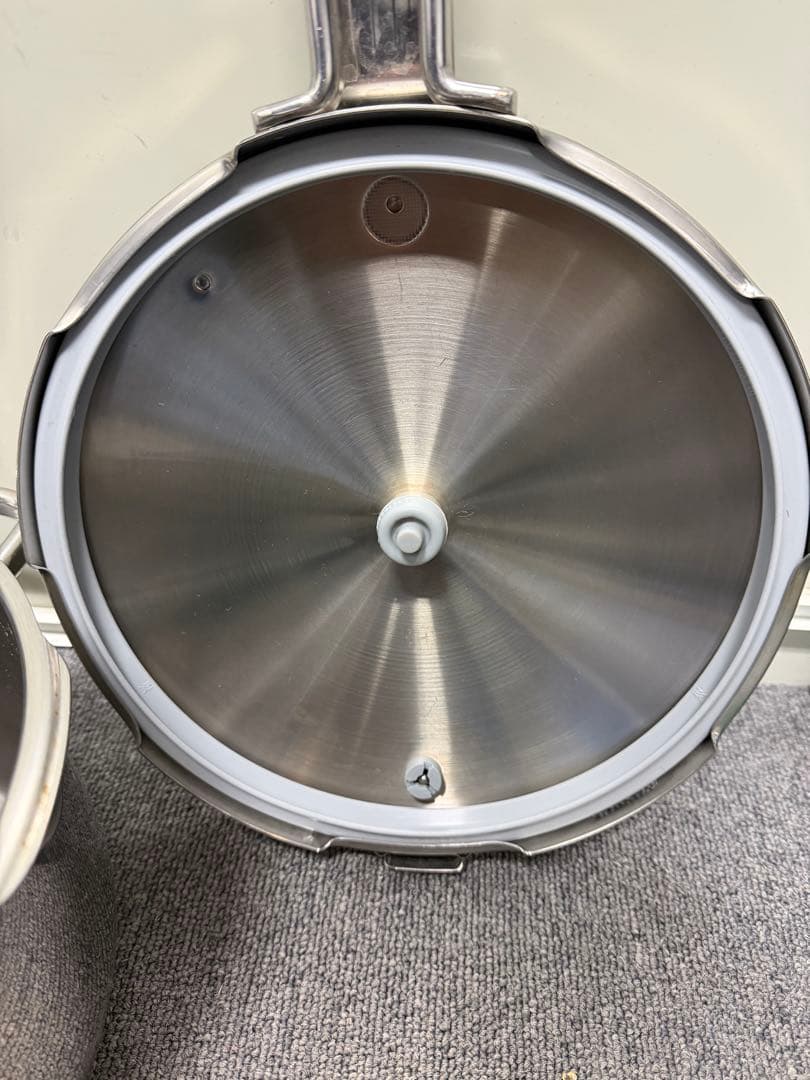 Tupperware perfect kitchen 圧力鍋 5.0l