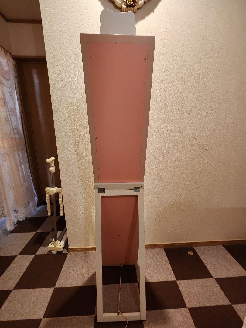 ★ハローキティ　スタンドミラー　HELLO KITTY　サンリオ