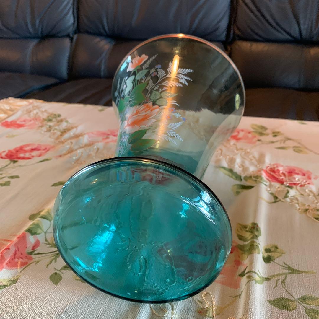 ブルー　ボヘミア花瓶　薔薇　大