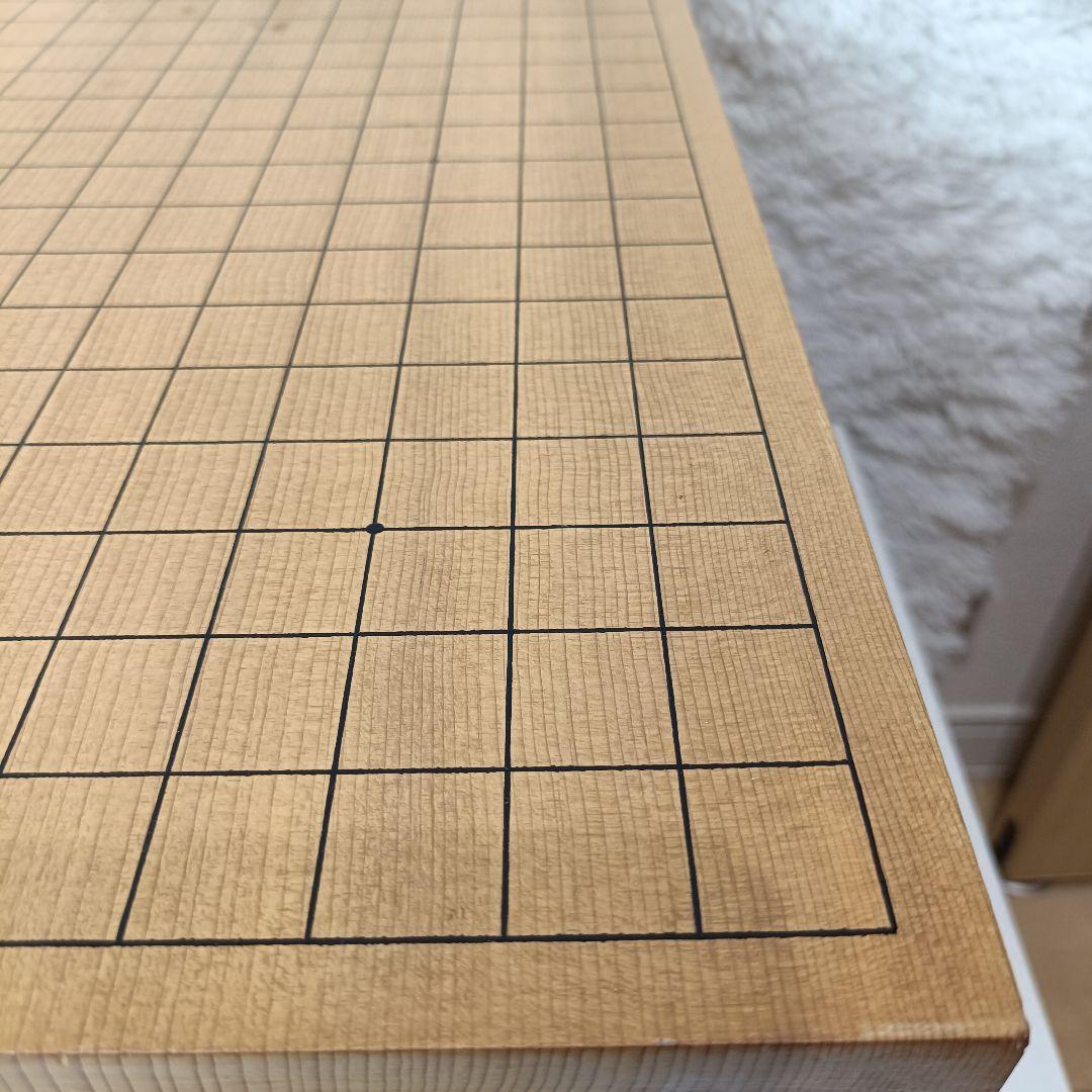 脚付き 碁盤 19路盤 木製共蓋付き 新榧／榧系 へそあり 囲碁盤