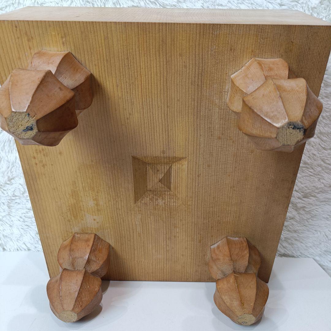 脚付き 碁盤 19路盤 木製共蓋付き 新榧／榧系 へそあり 囲碁盤