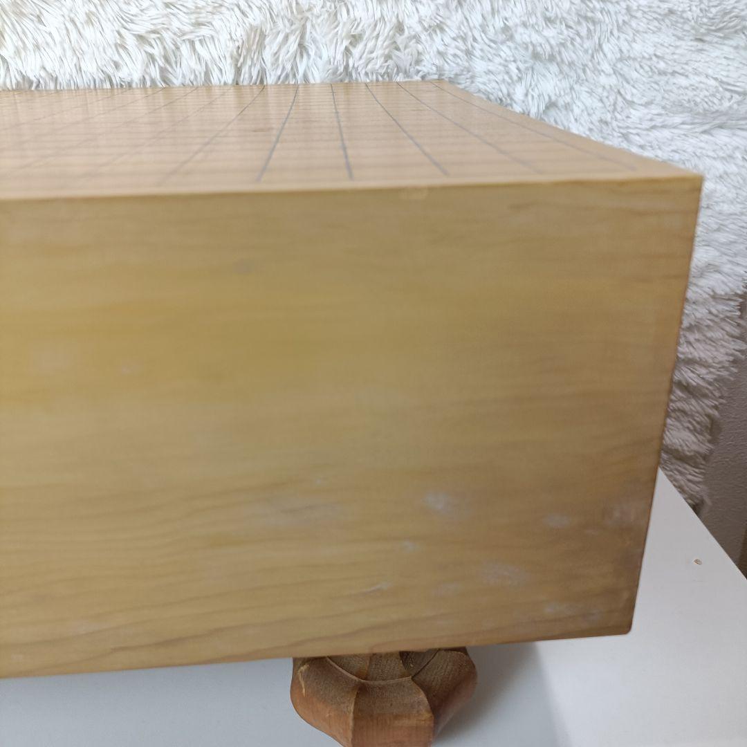 脚付き 碁盤 19路盤 木製共蓋付き 新榧／榧系 へそあり 囲碁盤