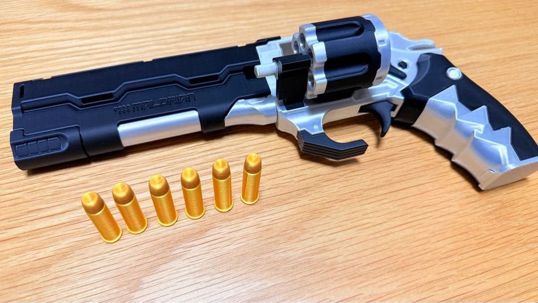 サイバーパンク Vの銃｜リボルバー モデルガン｜Malorian｜コスプレ