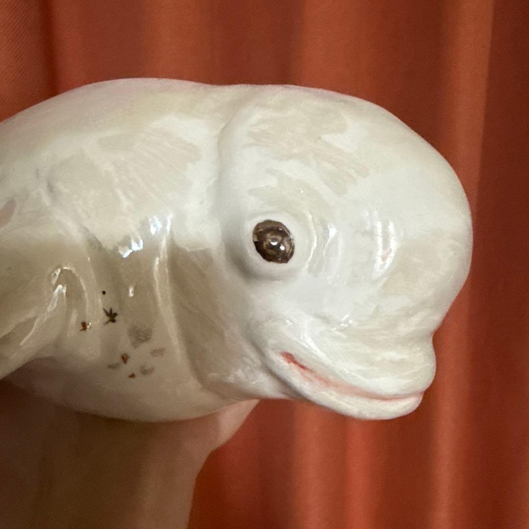 白い陶器のシロイルカの置物 , 陶芸家リュドミラ・アルヒポワ