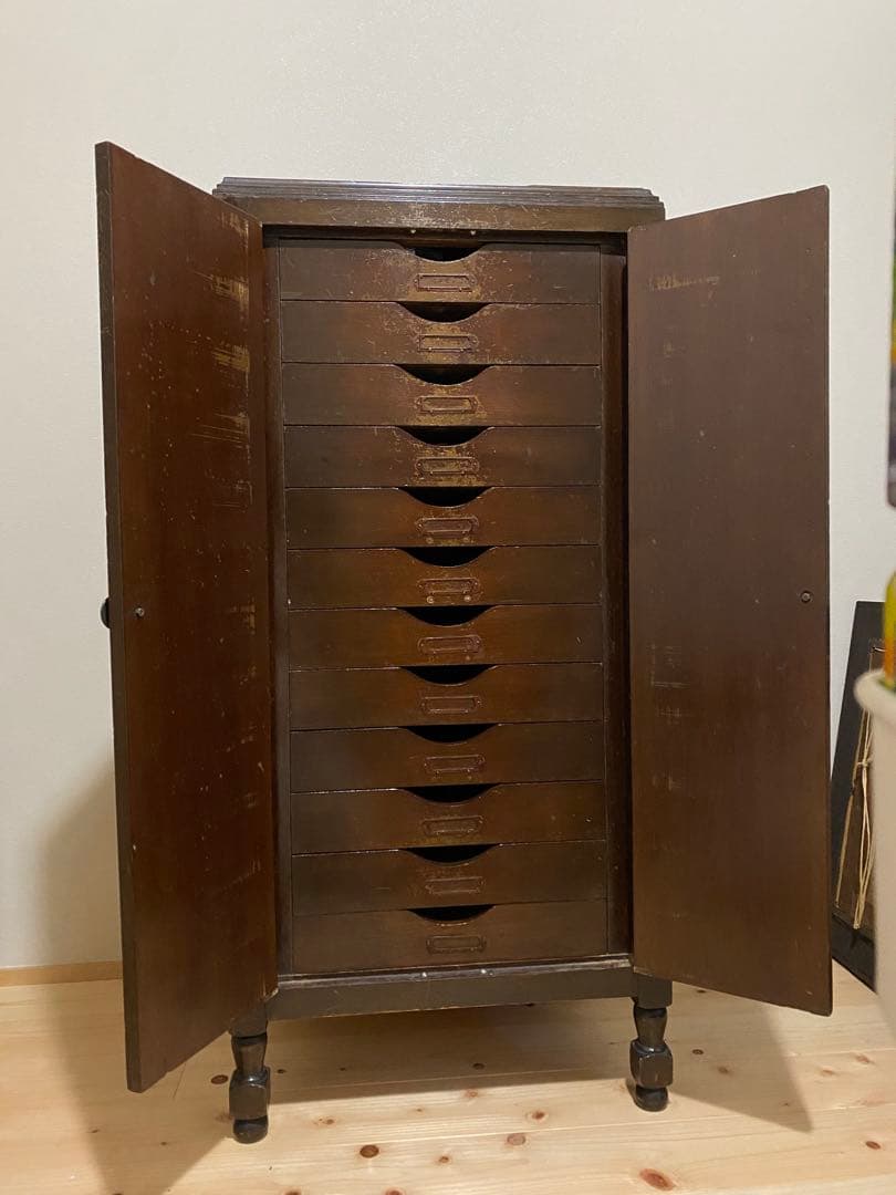 昭和レトロ　アンティークドロアーキャビネット　ヴィンテージ家具