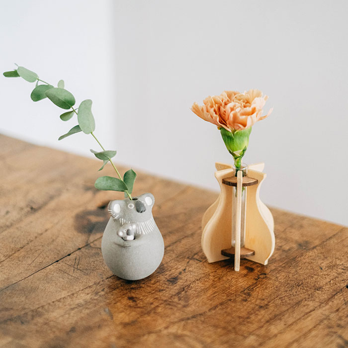 わたしの偏愛品vol.3「アート作品のような、一輪挿しコレクション