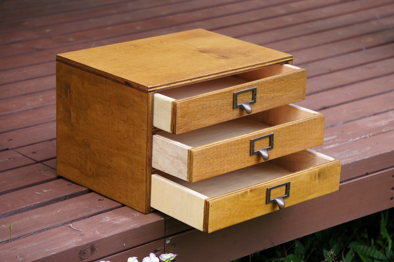 木製の小引き出し3段/ソーイングボックス/収納/アンティーク/書類棚