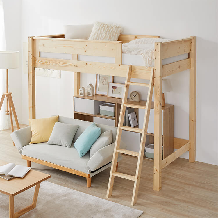 照明付きが嬉しい！シングルサイズの木製ロフトベッド(ホワイト