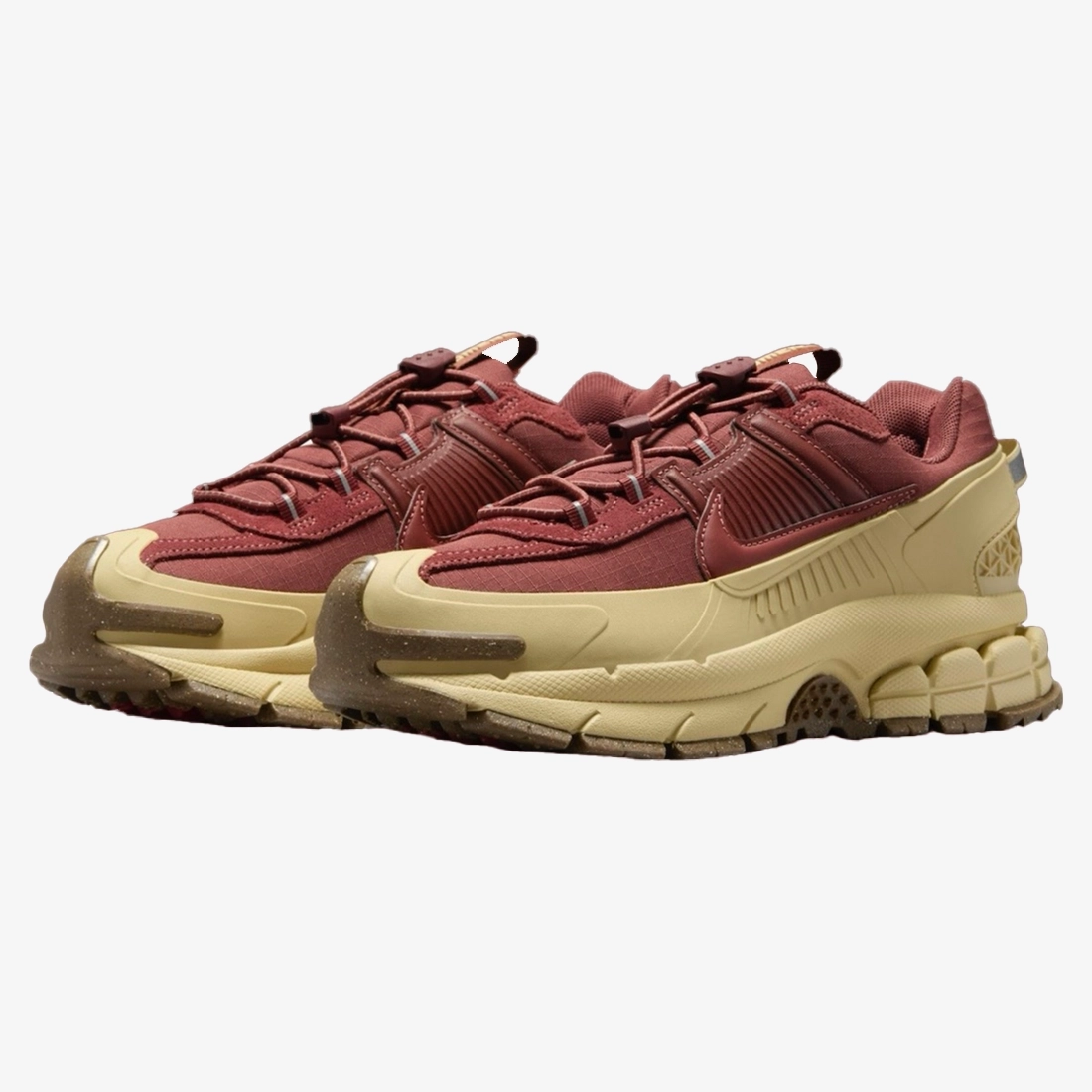 나이키] 나이키 줌 보메로 5 팀 레드 앤 골드 우먼스 - HQ2181-700