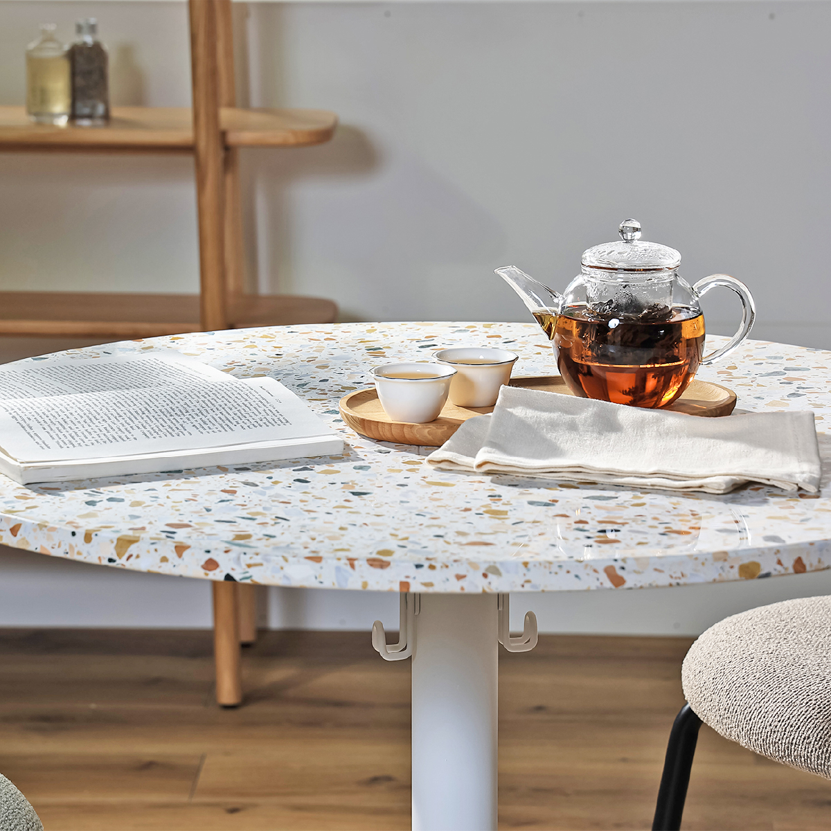 フェルネ ラウンドテーブル ｜ 家具・インテリア通販の関家具【公式】