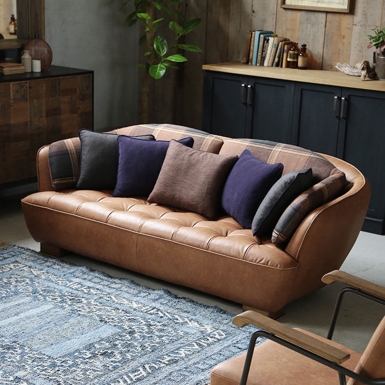 オピアムソファ 2.5人掛け リサイクルレザーキャメル | 家具