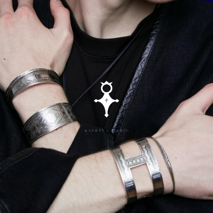 HERMES が惚れたトゥアレグ族の彫金技術 / スタッフブログ - ARKnets