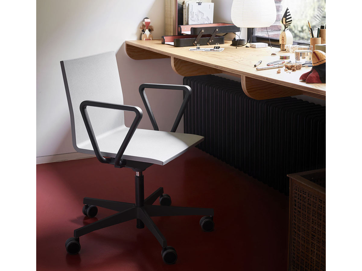 Vitra .04 / ヴィトラ ゼロフォー スタジオチェア アームレスト付