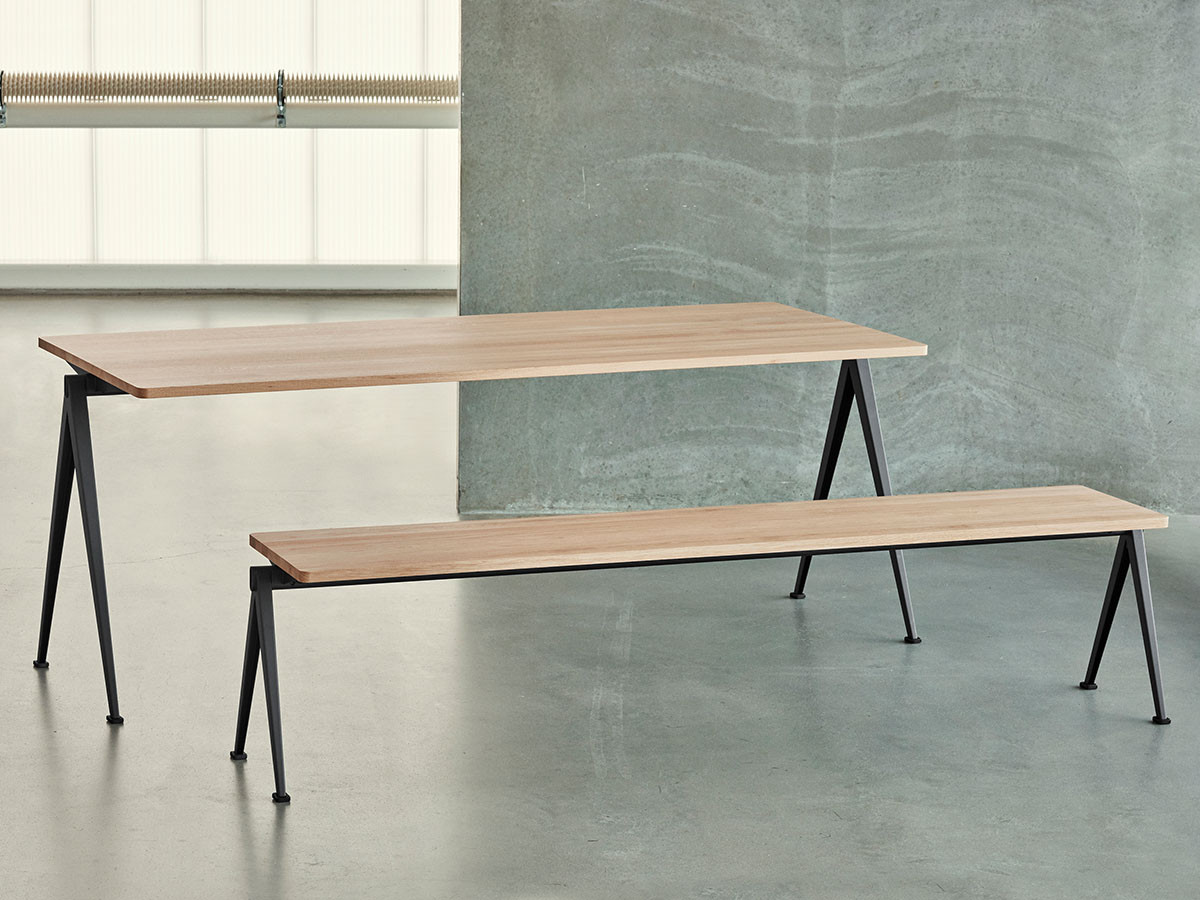 HAY PYRAMID TABLE 01 / ヘイ ピラミッド テーブル 01（幅140cm