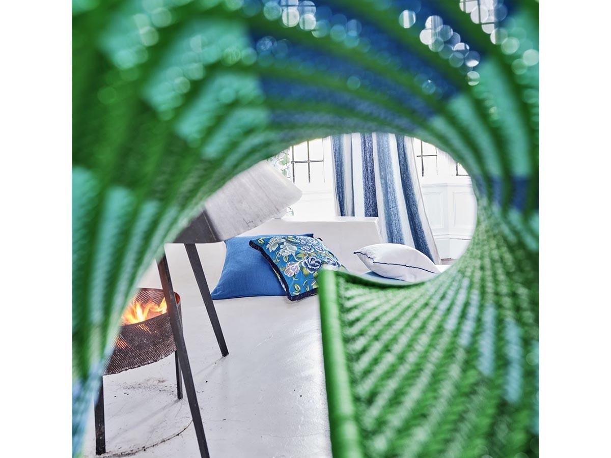 DESIGNERS GUILD Eleonora Embroidered Cushion / デザイナーズギルド