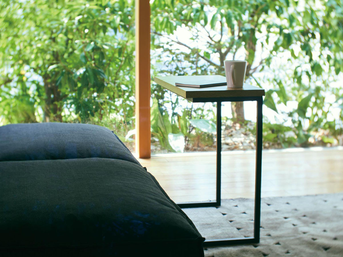 Address Hunt side table / アドレス ハント サイドテーブル