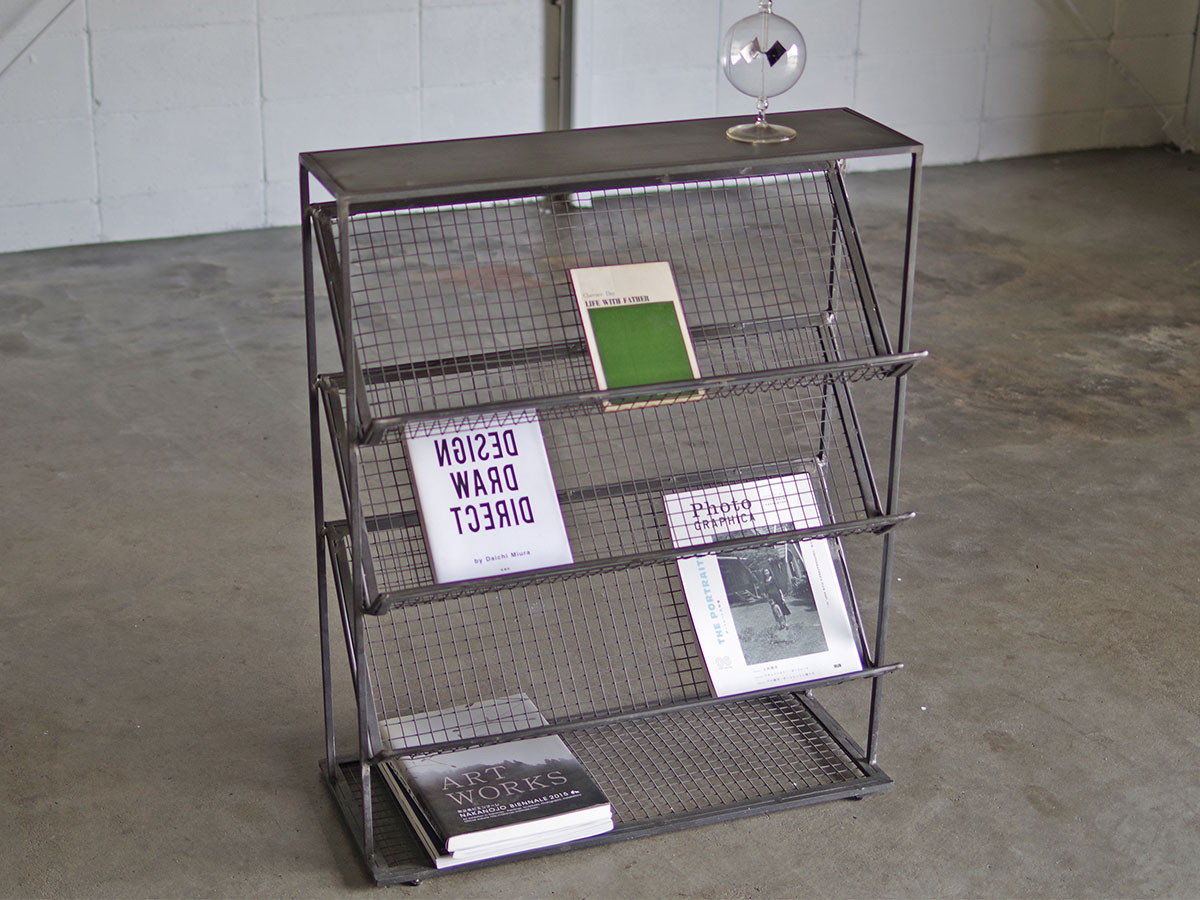 LIFE FURNITURE IRON DISPLAY MAGAZINE RACK / ライフファニチャー