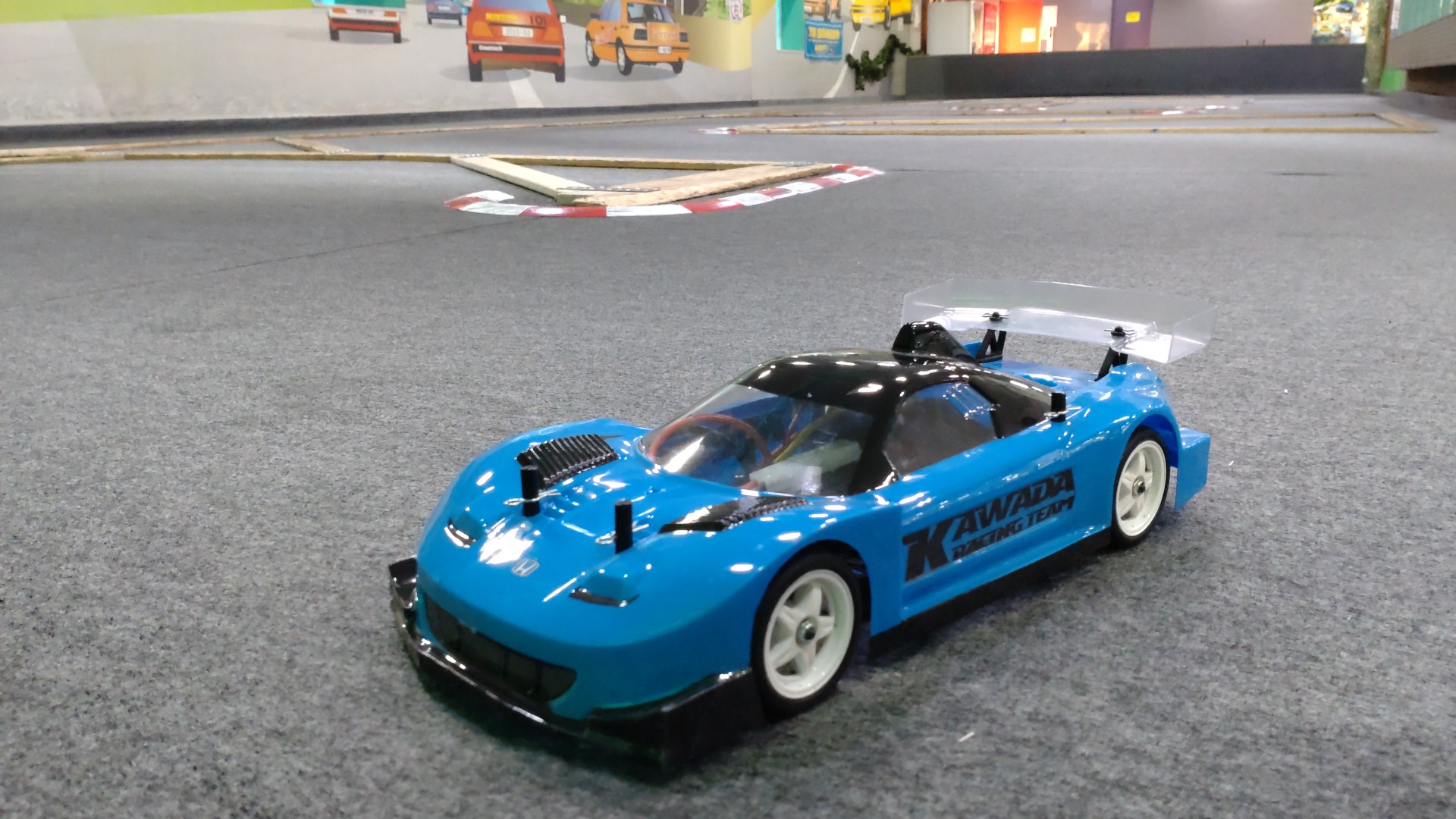 今日のラジコン 11/20 : KAWADA M300GT2 でひたすら走った朝 | スー