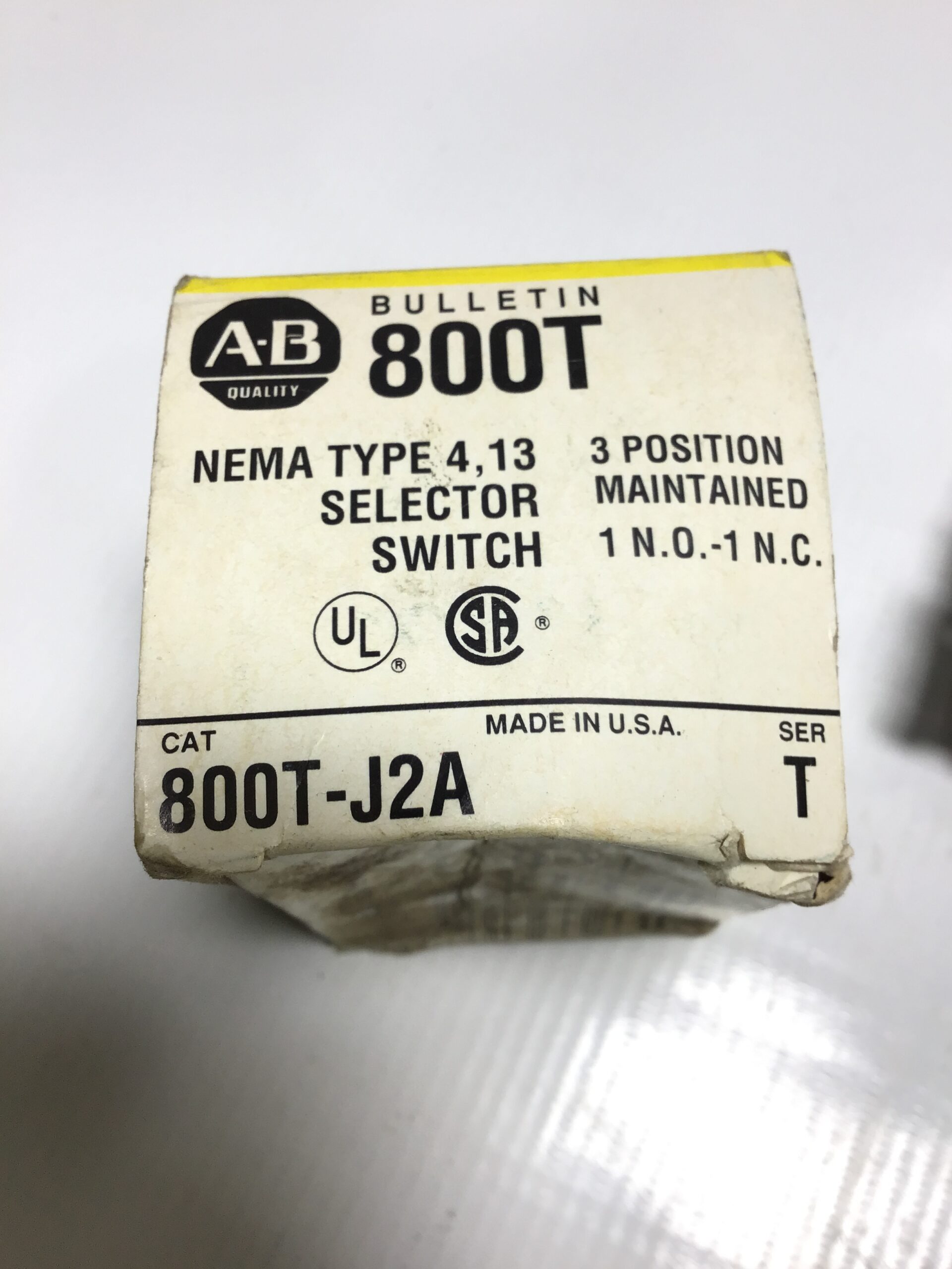 Allen Bradley 800T-J2A Selector Switch 800T-XA Series T Nema Type