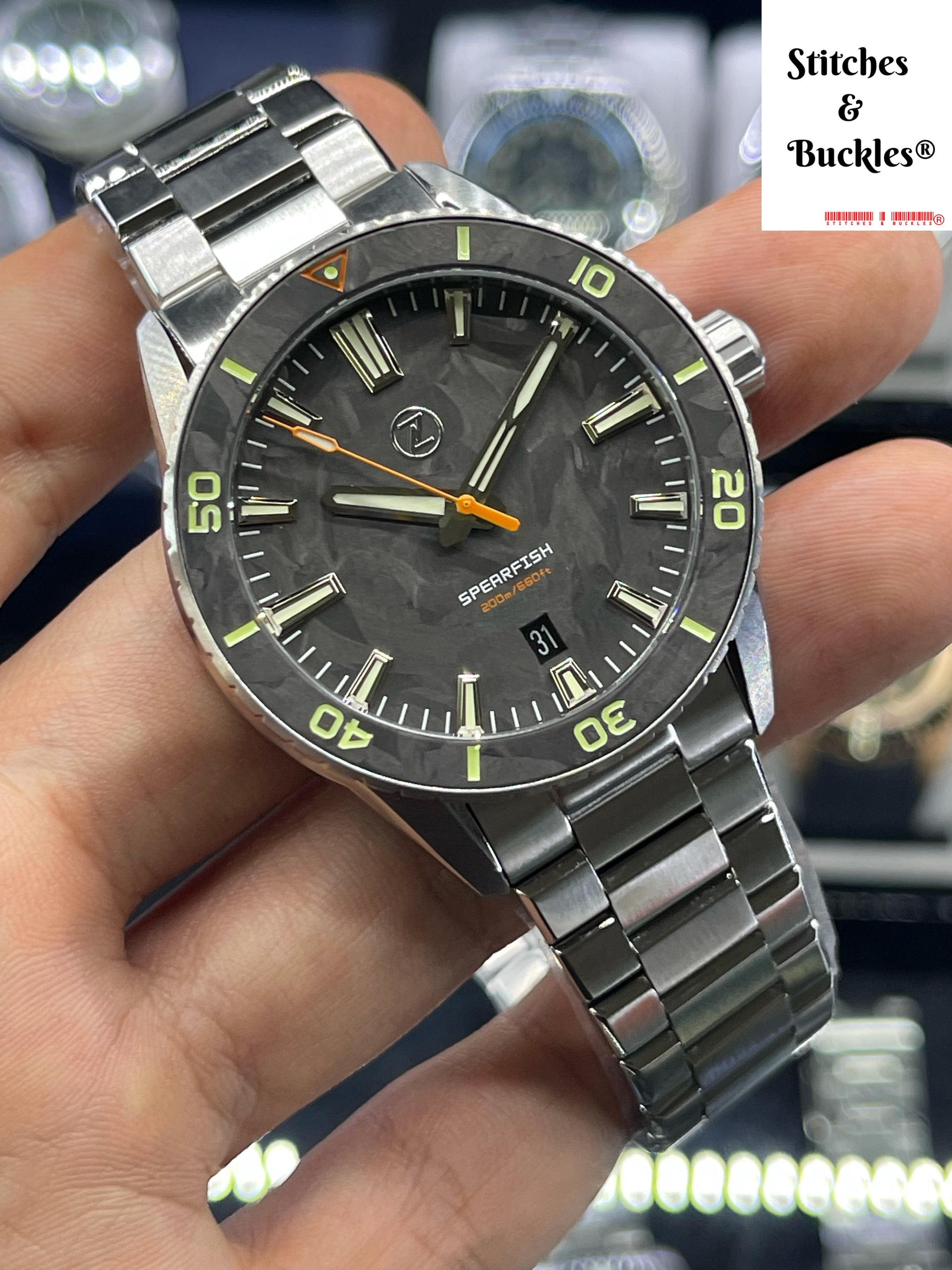 Zelos SPEARFISH 40MM DIVER 'FORGED CARBON' – Stitches and Buckles