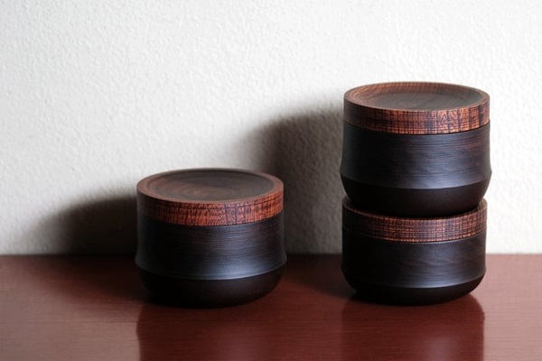 東京都中央区】廃木粉をアップサイクルした植物由来の環境素材