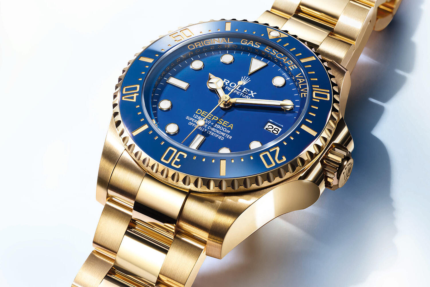 エグゼクティブのための新作時計＝ロレックス］成功者のシンボルとい