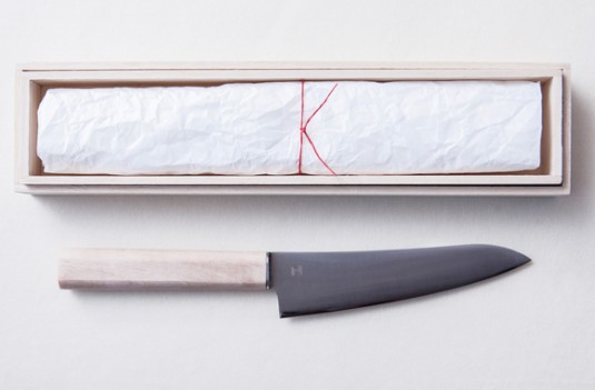 ゆり 三徳包丁 -女性の手にやさしく軽量＆見た目の良さも切れ味も