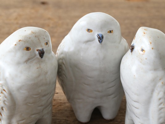 sen/動物のオブジェ owl（ふくろう） -シュールな表情でこちらを見て
