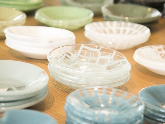 サブロウ ガラス うつわ2枚セット サブロウ｜ガラス｜作家のうつわ通販