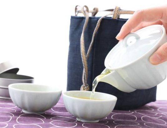 スタイルコラム | 茶器セットでおいしいお茶を楽しむ！今欲しい携帯用