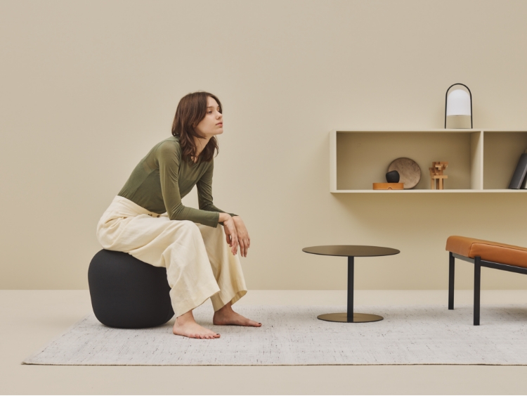 ＆MEDICAL/MALLOW オーバルバランスボール ミニ ニット -小柄な方でも