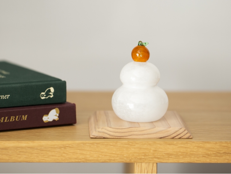 鏡餅のオブジェ -ぽってりと愛らしい、ガラスの鏡餅 - スタイルストア