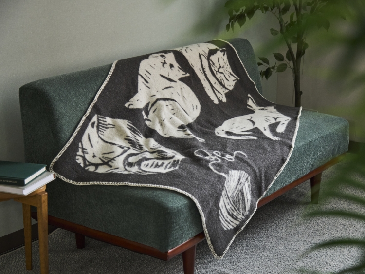 LAPUAN KANKURIT/KISSANPÄIVÄT ウールブランケット 90×130cm -愛らしい