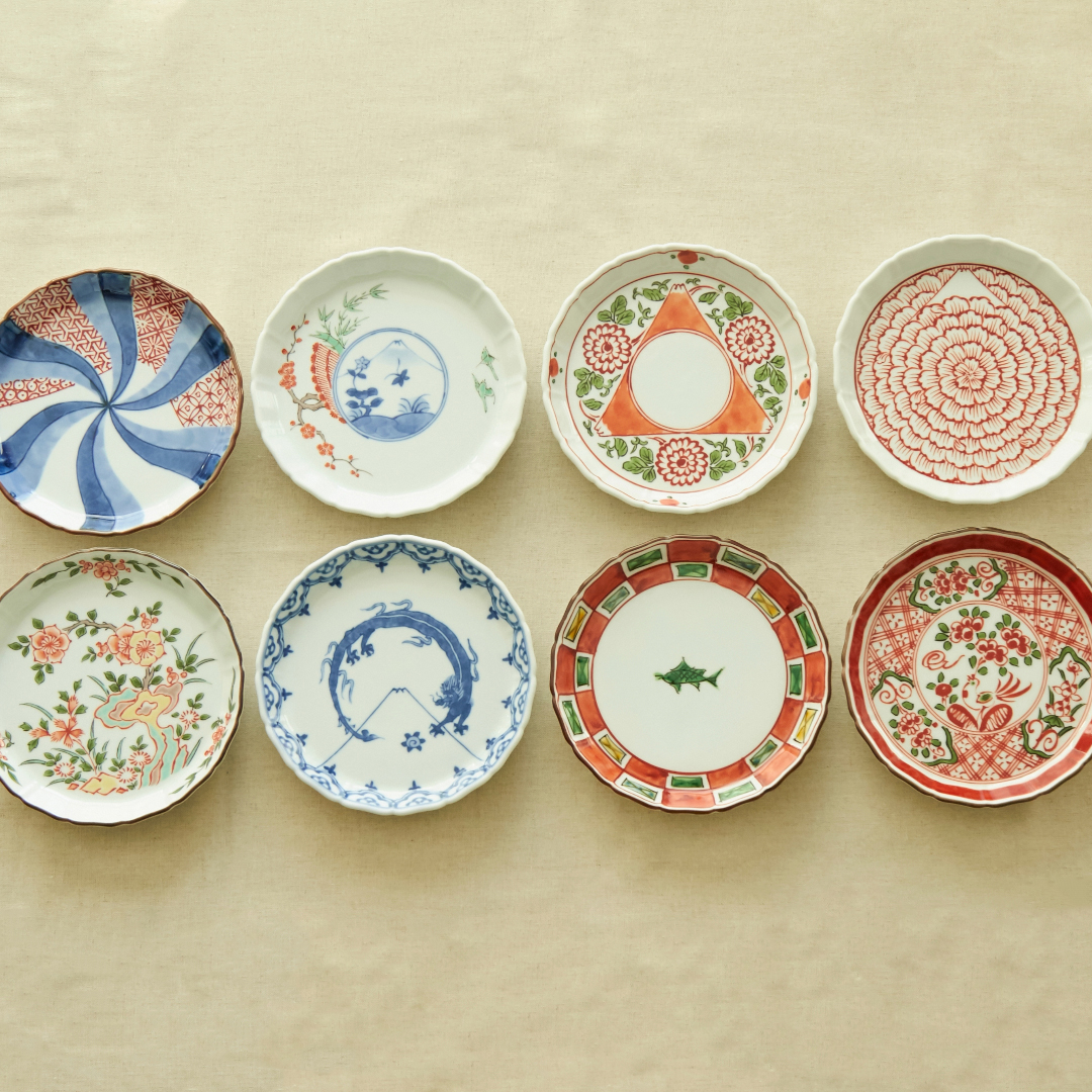 与山窯 桔梗渕4.5寸皿 南京赤絵 -ハレの日の席を彩り豊かに演出する