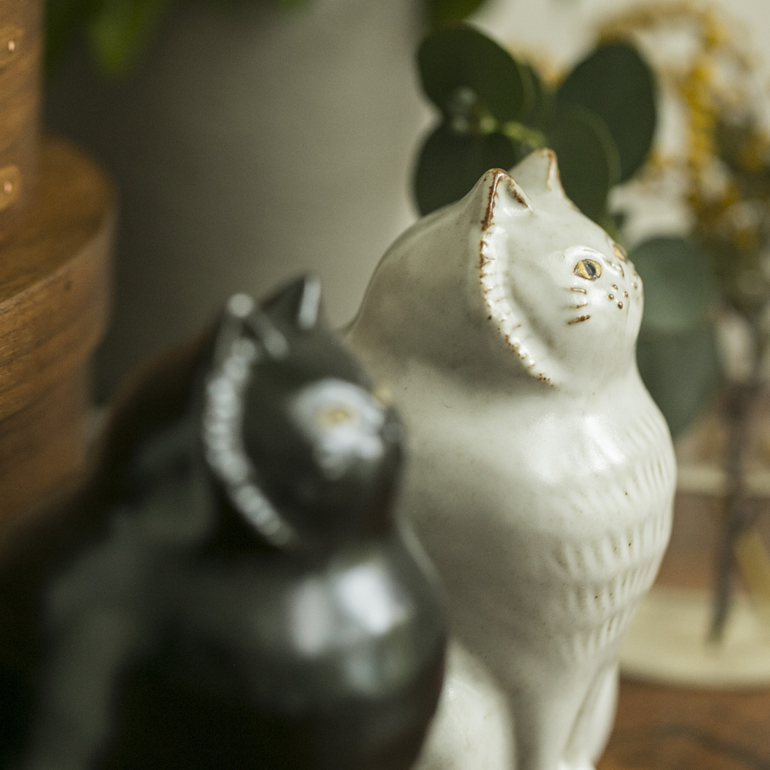 sen/動物のオブジェ TWIN CATS -思わず撫でたくなる、長毛猫のオブジェ