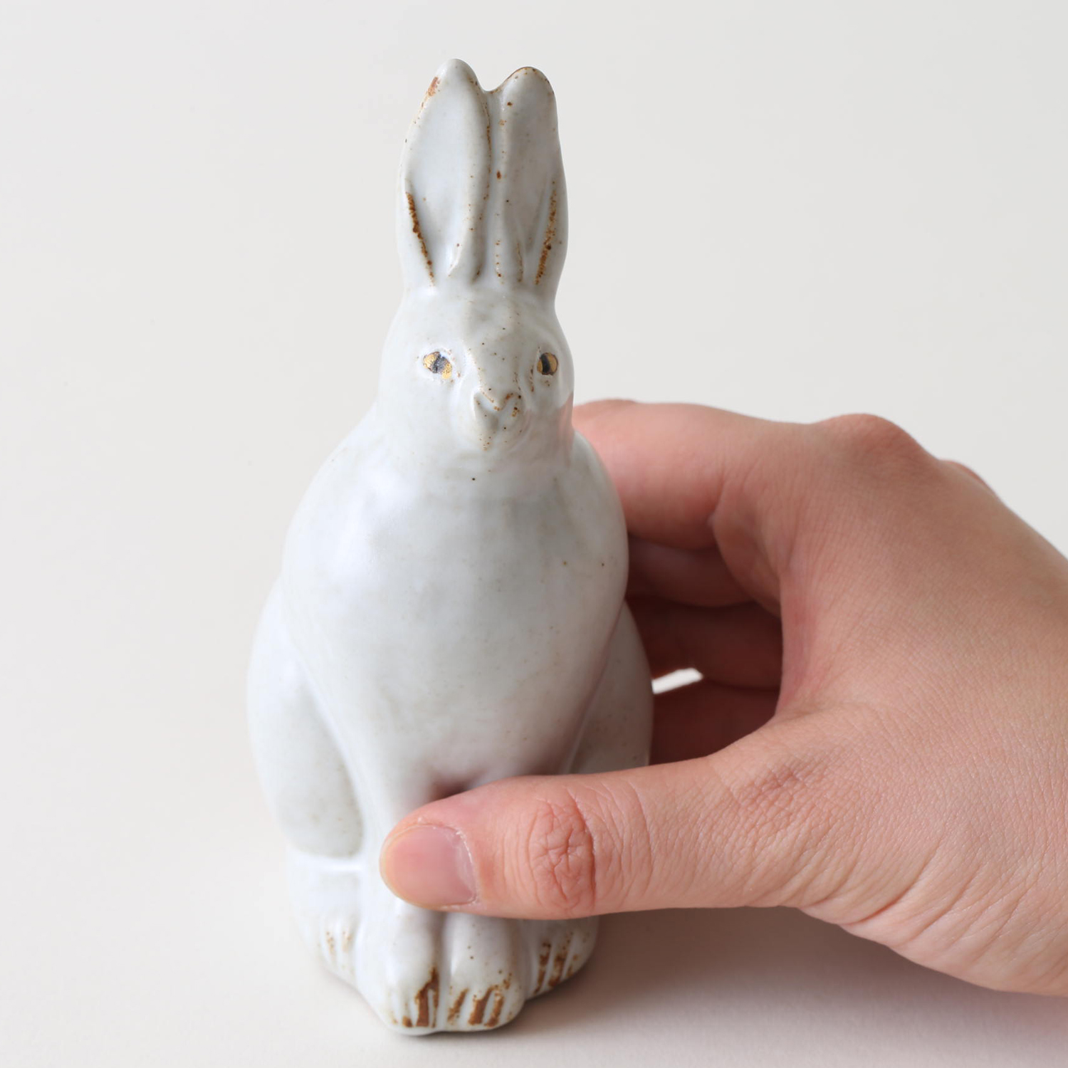 sen/動物のオブジェ rabbit（ウサギ） -シュールな表情でこちらを見て