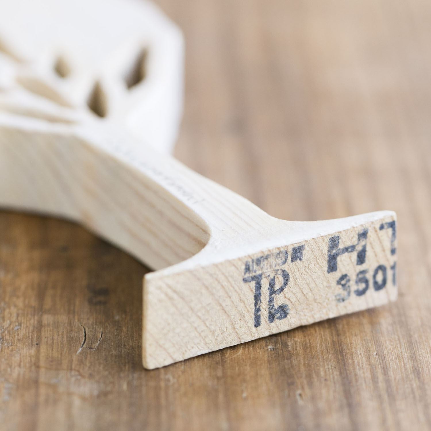 ナカヤマサトシ/壁掛けオブジェ しずく形の木 -オブジェ・壁掛け両方